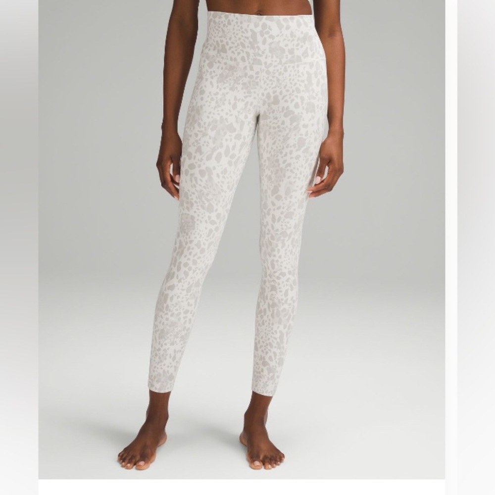 Lululemon high-rise align 28 inch length– Cheetah camo